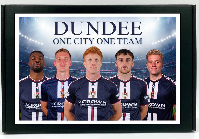 Dundee Personalised Gift Box