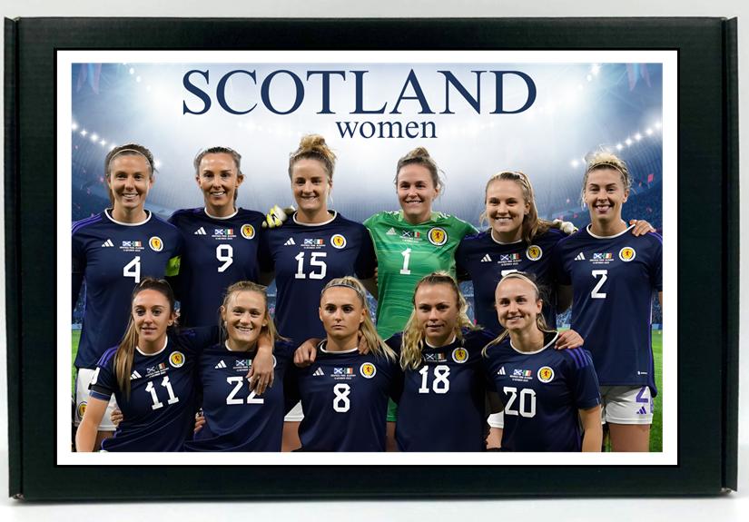 Scotland Women Personalised Gift Box
