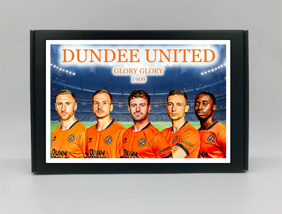 Dundee United Personalised Gift Box - A personalised chocolate and sweet hamper, the perfect gift for football fans.